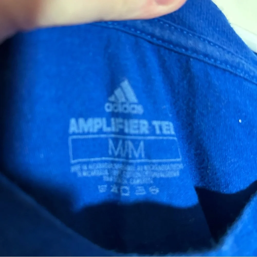 Adidas short sleeve‎ top logo spellout medium